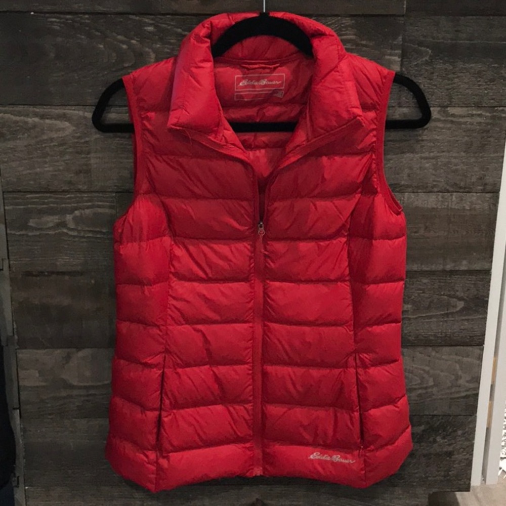 Women’s down vest